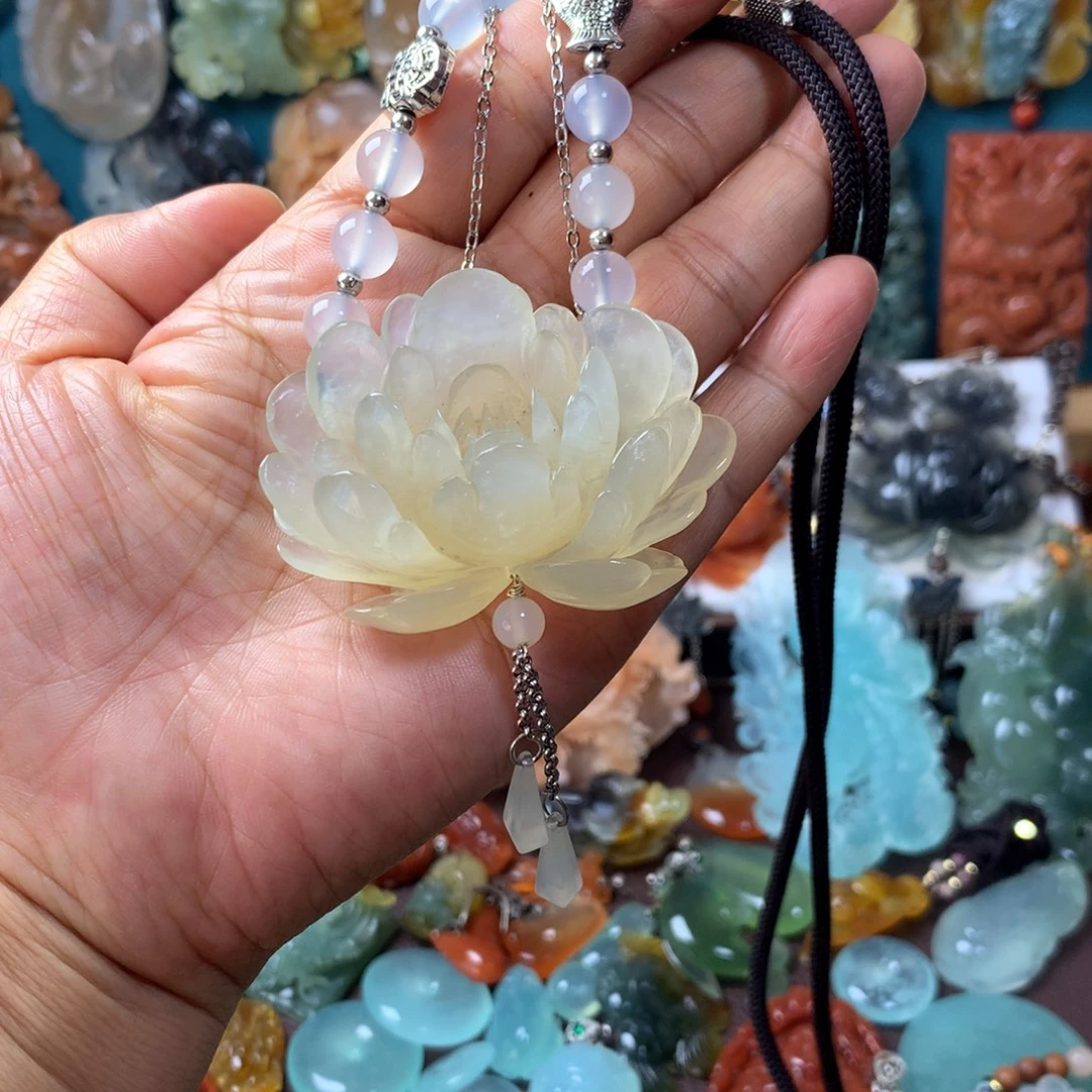 蛇纹石玉未镶嵌手残