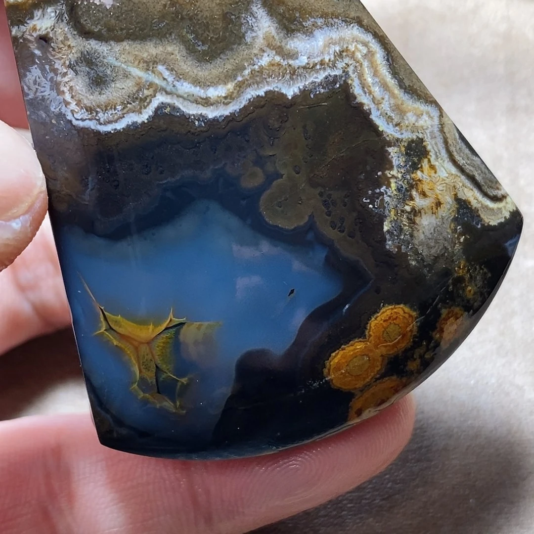 玛瑙/玉髓颈饰未镶嵌维*