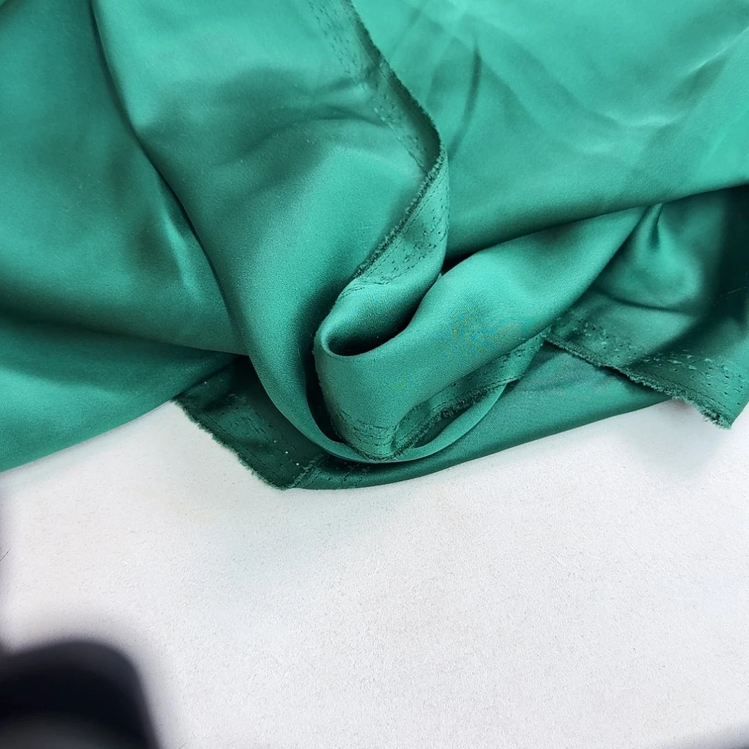 混纺三醋酸面料2.6米