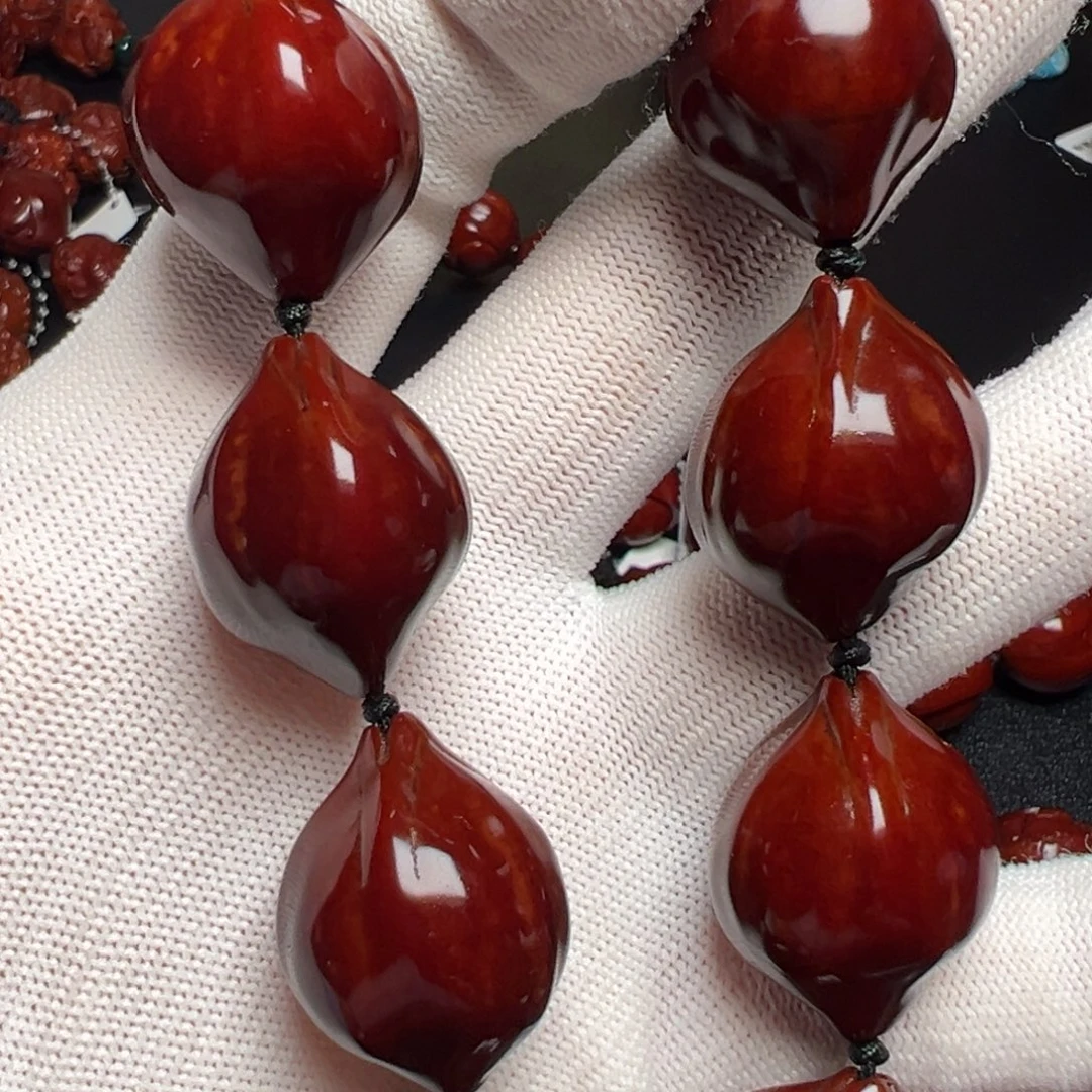 郑***竺吊坠橄榄核橄榄核？！