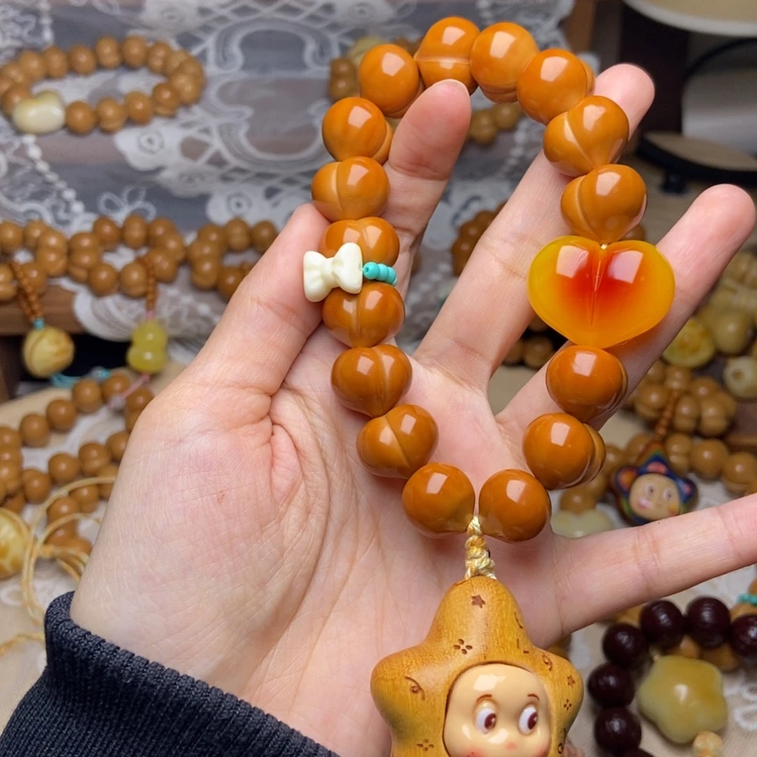 猴头核桃吊坠屁桃玻璃底卡15