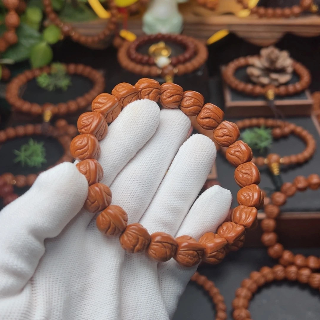 吊坠桃核1.3玉龙脊手串