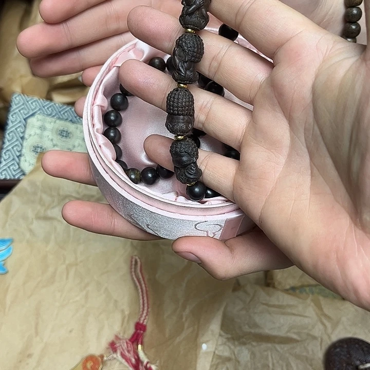 大叶紫檀（黑酸枝木类）