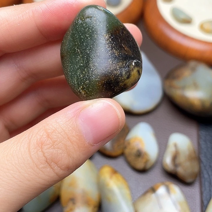 和田玉未镶嵌颈饰57