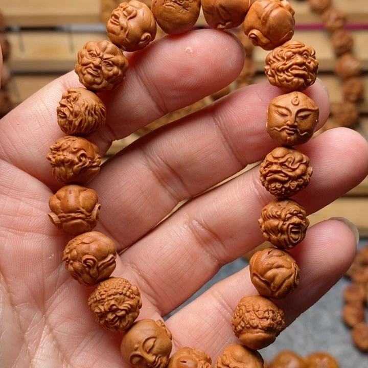 桃核雕刻十八罗汉