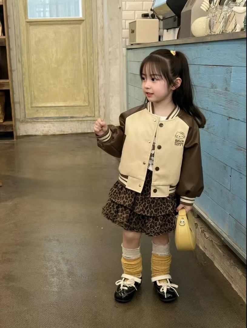 Q713  (NO退换) KT棒球服  LUOLA品牌童装