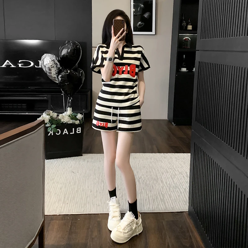 2025网红宽松显瘦洋气短裤两件套潮流时尚爆款运动套装女夏装新款