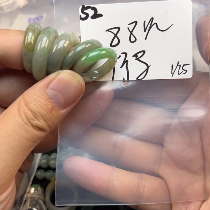 翡翠戒指未镶嵌竹*