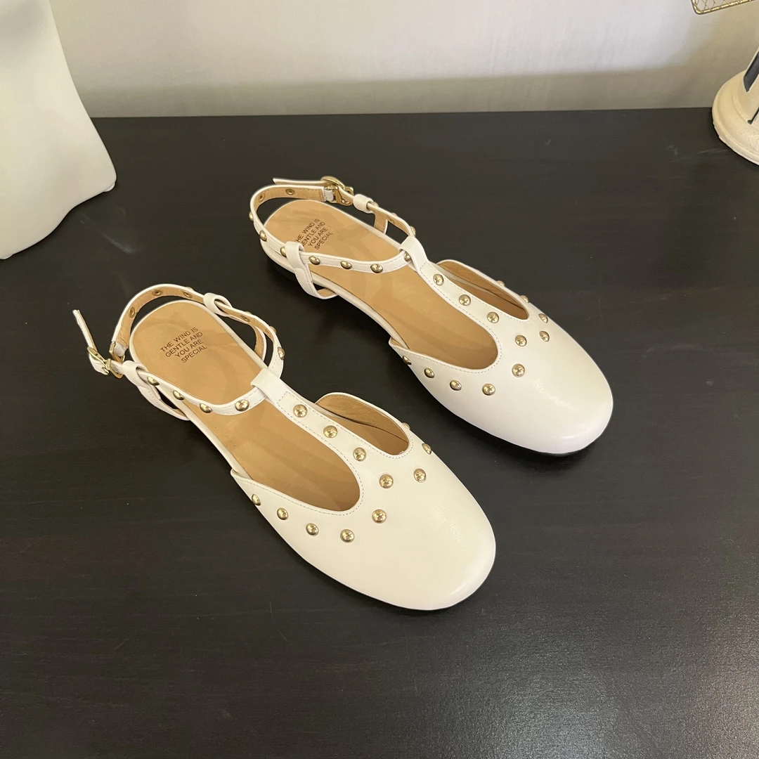 Shoe/牛皮/2CM2025包头凉鞋夏季平底铆钉玛丽珍外穿女鞋CY9732