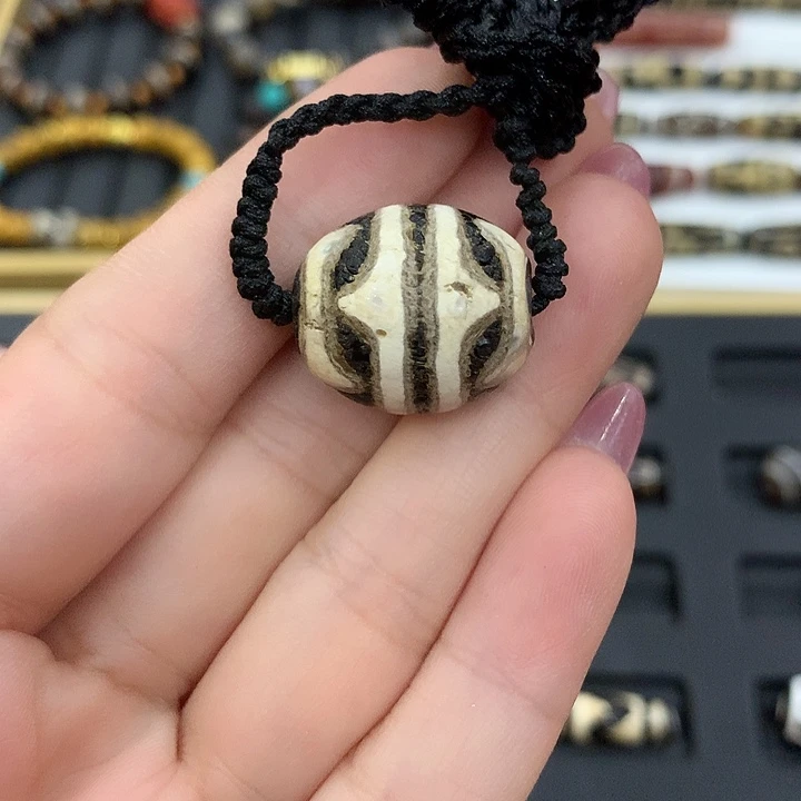 合金颈饰玛瑙/玉髓