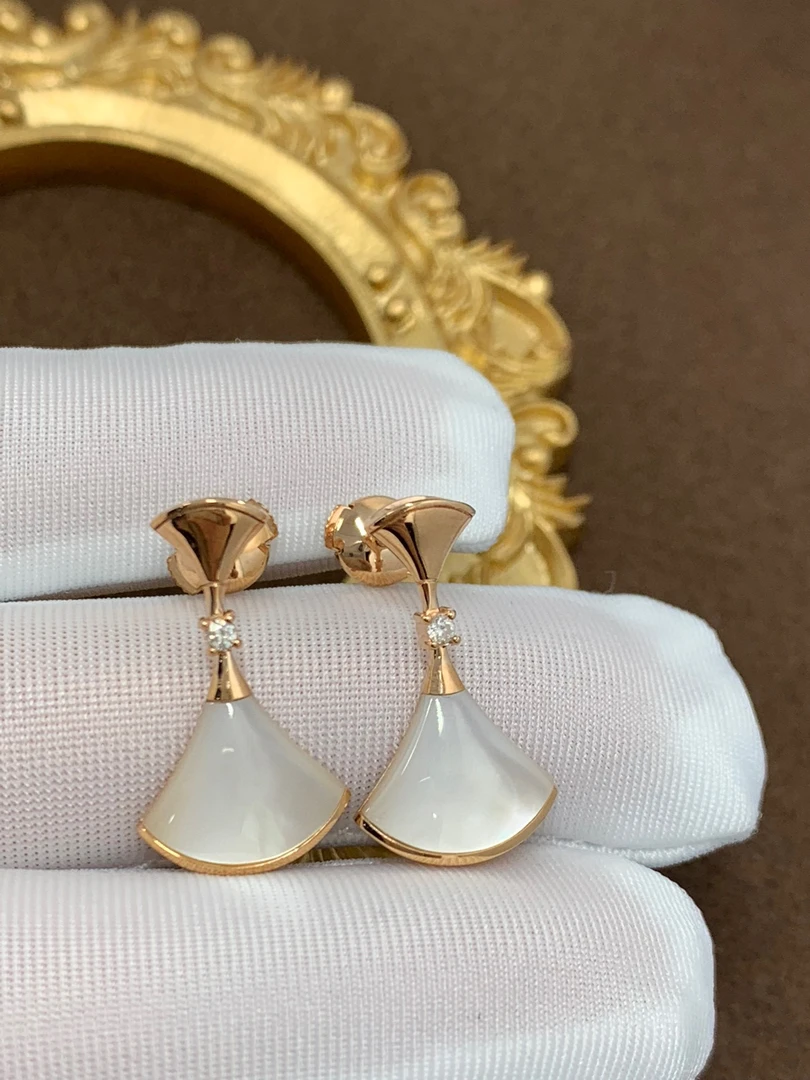 重金版18k金白贝母 裙子耳钉 优雅玫瑰金