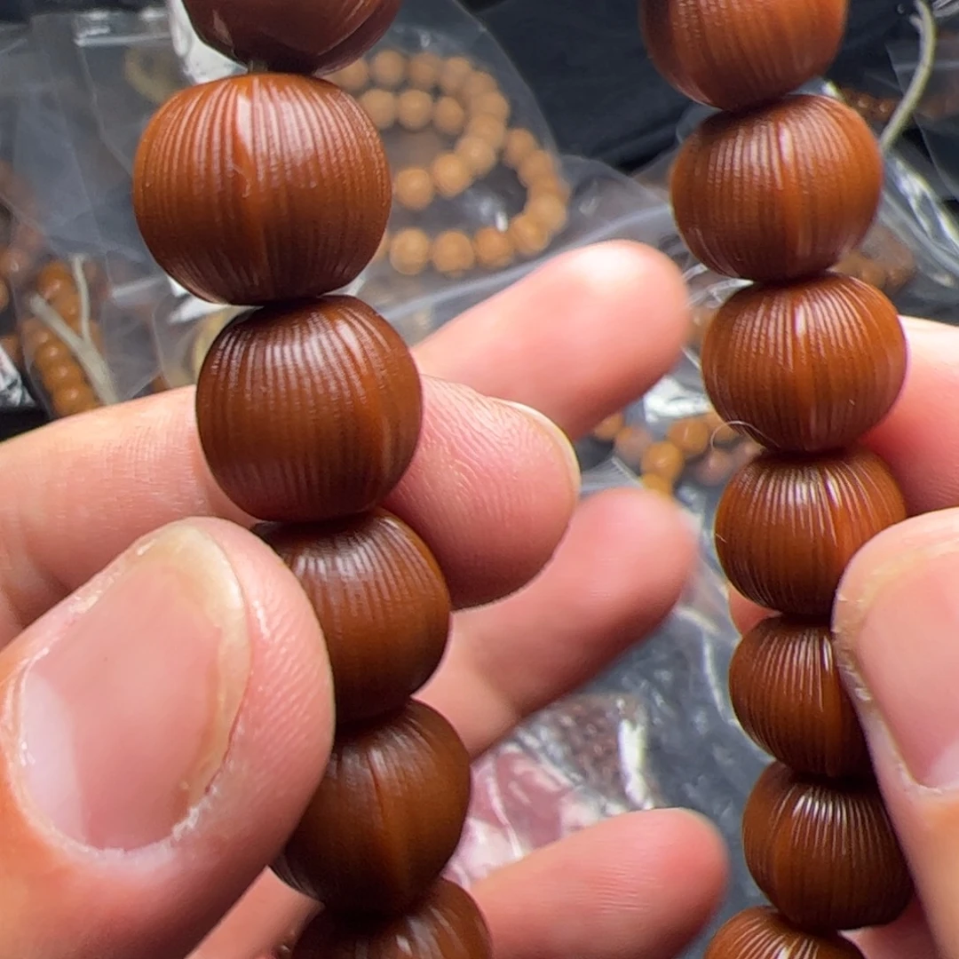 谈***衫猴头核桃吊坠噢看看