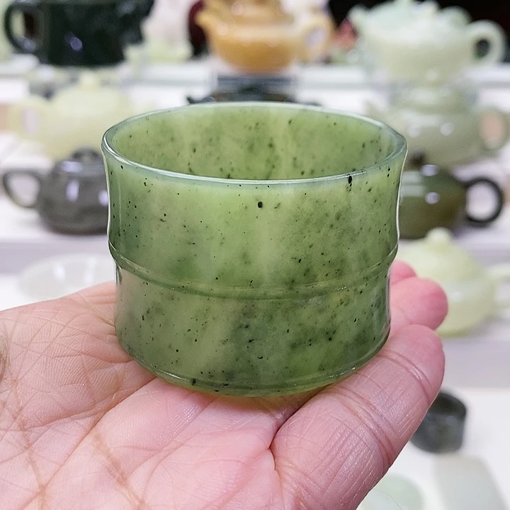 未镶嵌和田玉挂件茶杯70m l