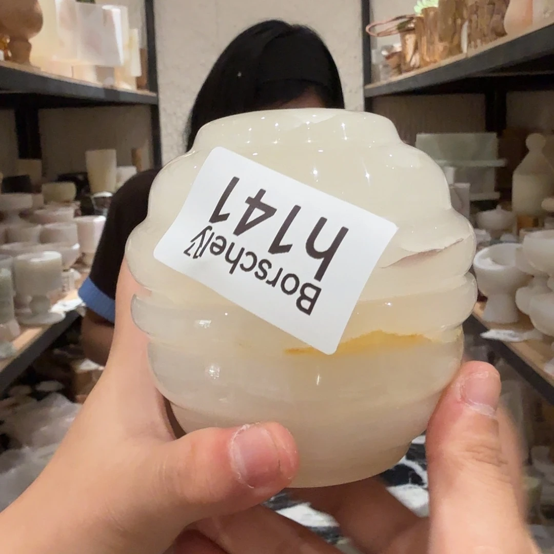 大理石h141。 飘花。  不差钱。