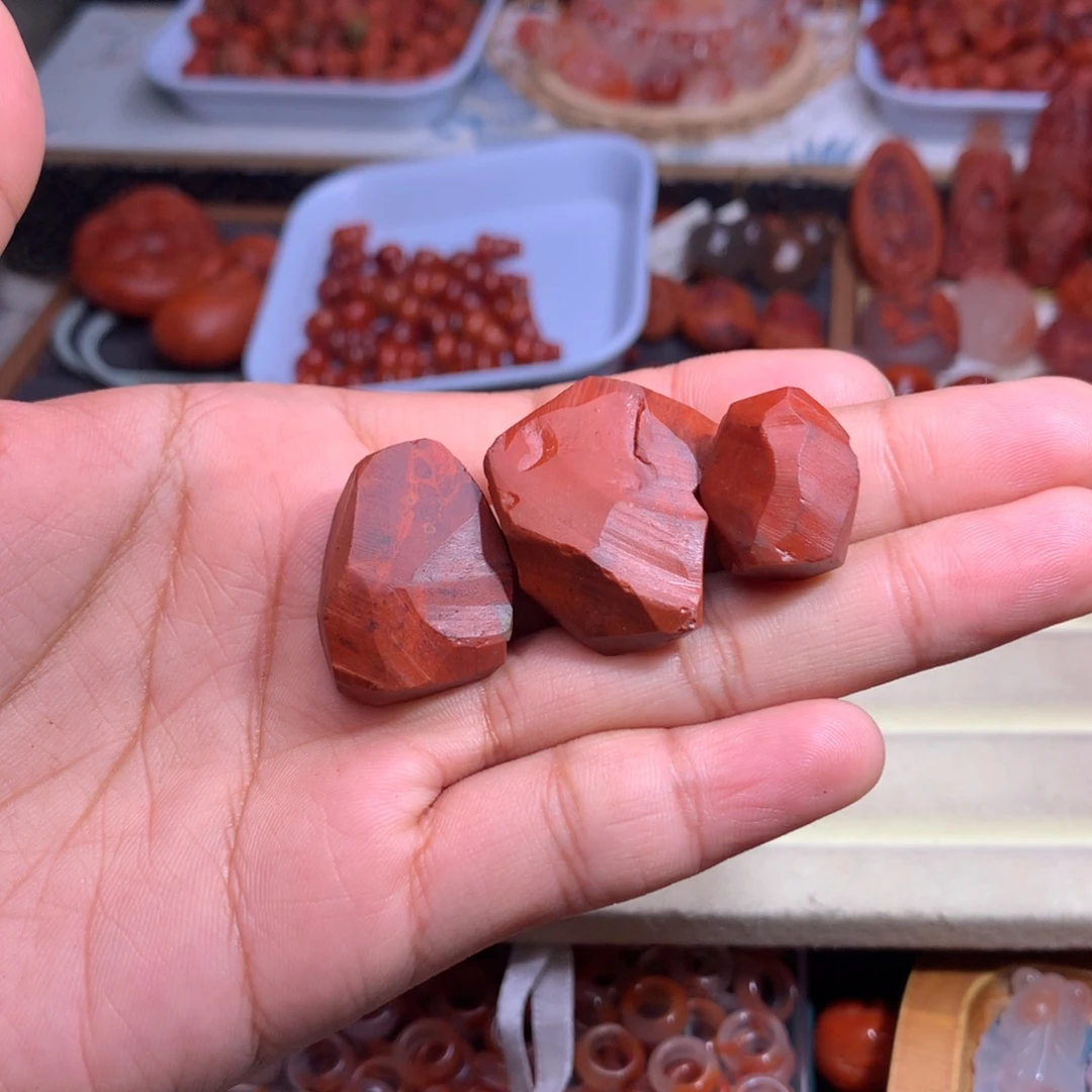 小***舞南红玛瑙未镶嵌珠宝半成品1