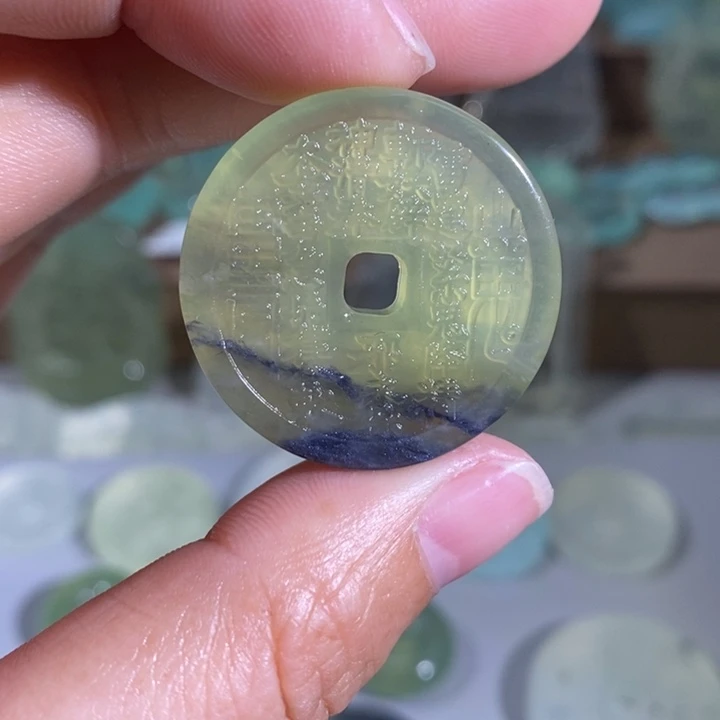 岫玉吊坠未镶嵌吊坠