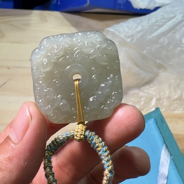 和田玉（糖玉）未镶嵌挂件