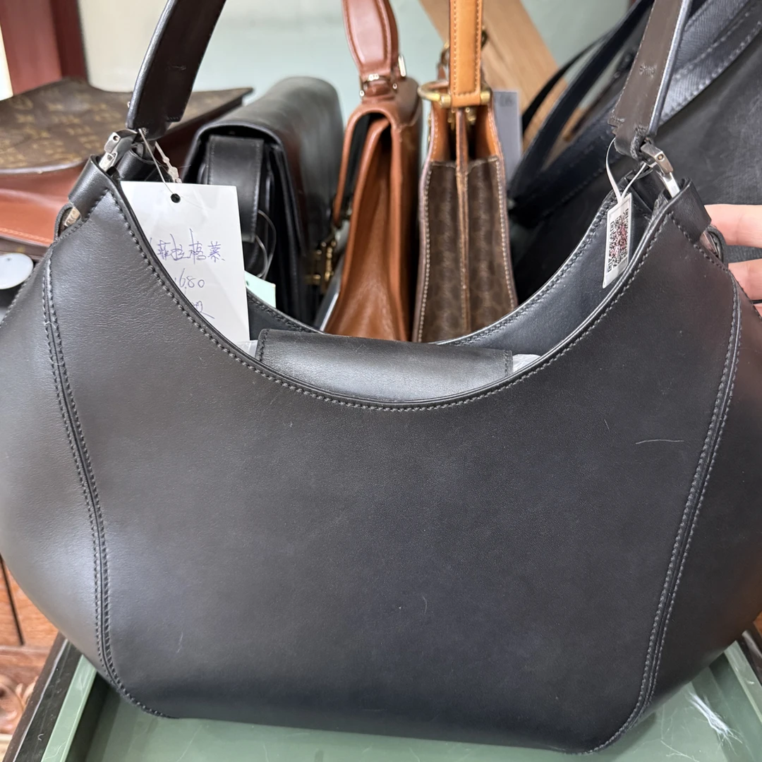 95新 Prada/普拉达 菲拉格慕2008