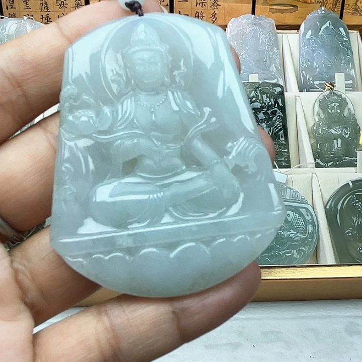 翡翠未镶嵌颈饰幸***活天然翡翠A货大势至菩萨