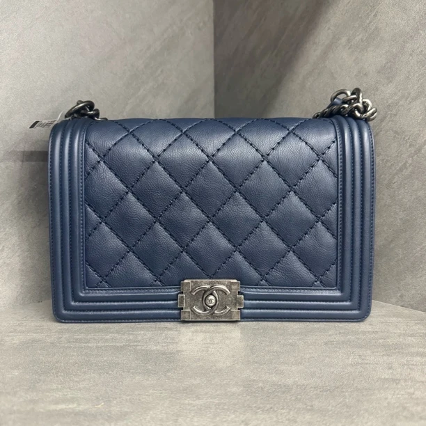 95新 Chanel/香奈儿 香奈儿Leboy中大号 蓝色 18开 现货好价