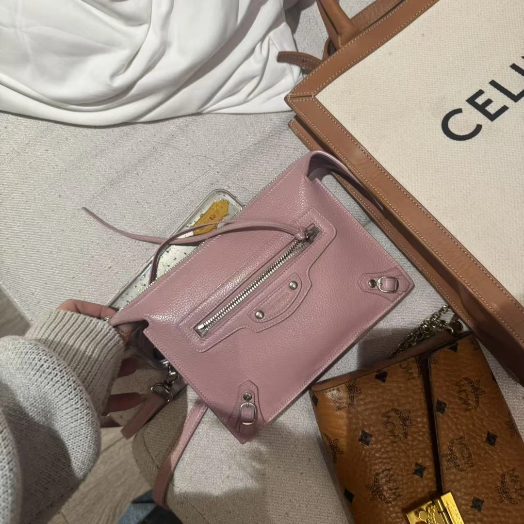 95新 Balenciaga/巴黎世家 伦老板/95新/巴黎世家粉色