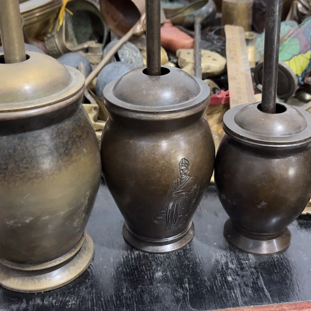 朱***年闪电购铜摆件工艺品