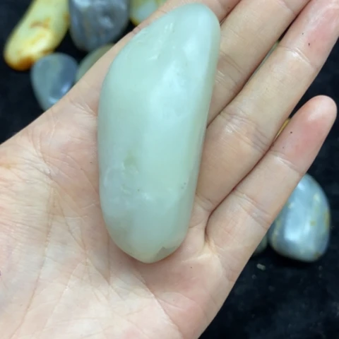 和田玉（糖玉）未镶嵌挂件