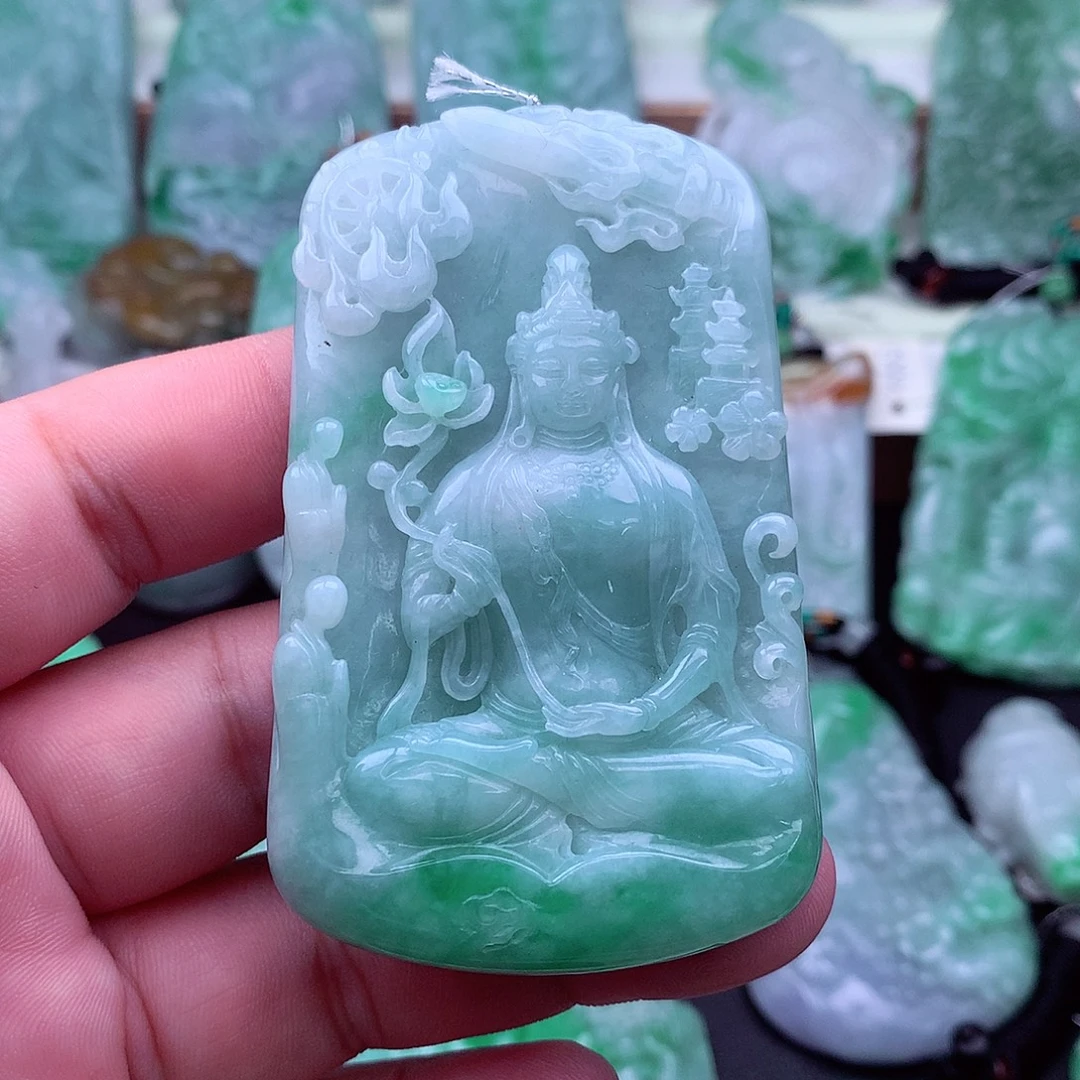 吊坠(不含链)未镶嵌翡翠