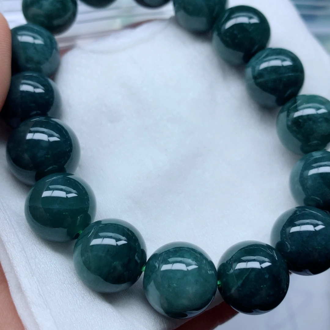 翡翠颈饰未镶嵌吊坠