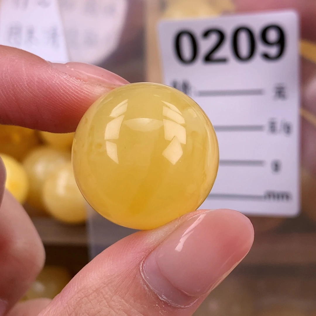 琥珀未镶嵌珠宝奇石23.1接近全品