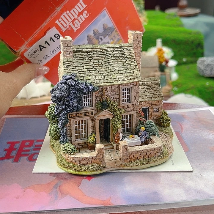 中古小房子微缩景观
