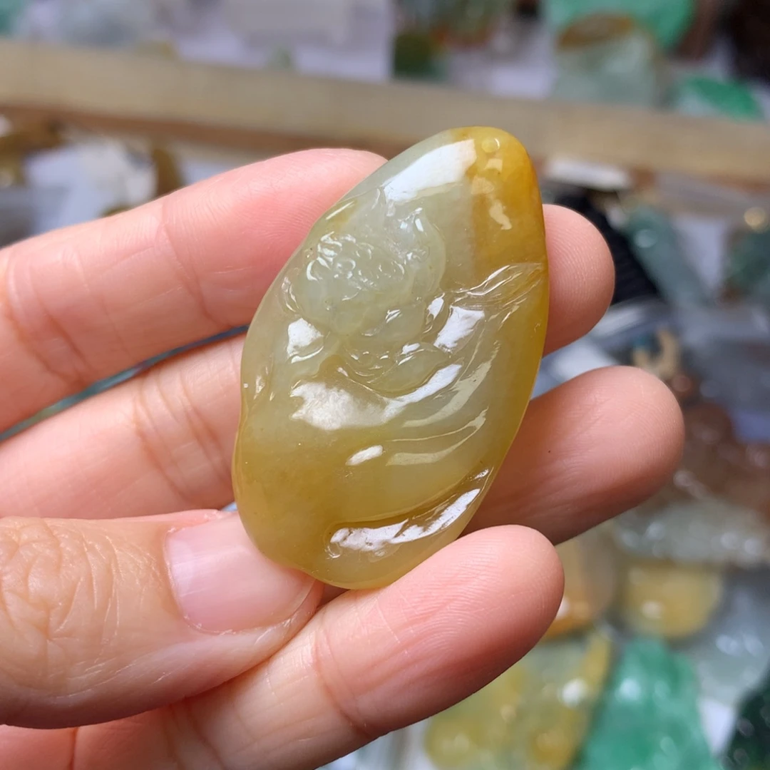 定制翡翠未镶嵌翡翠