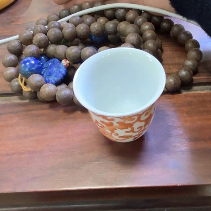 瓷片?****?精致雕刻工艺精湛
