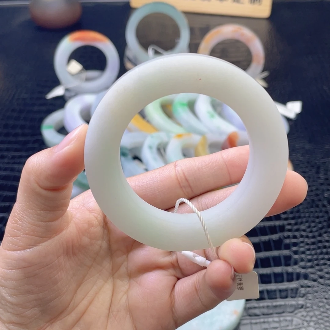 快***乐定制翡翠未镶嵌翡翠