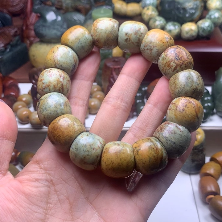 岫岩河磨玉（透闪石质玉）手链未镶嵌老**儿