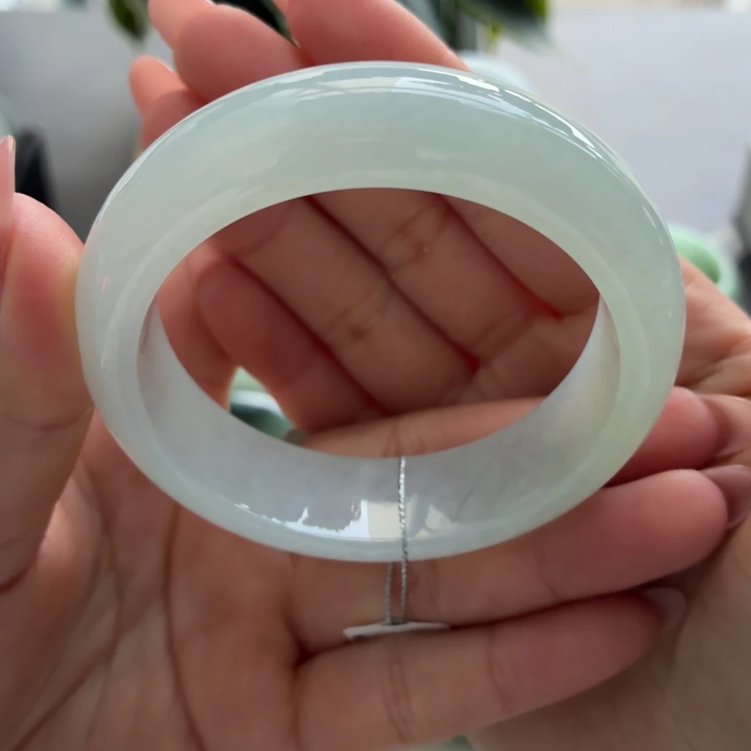 翡翠未镶嵌手镯天然