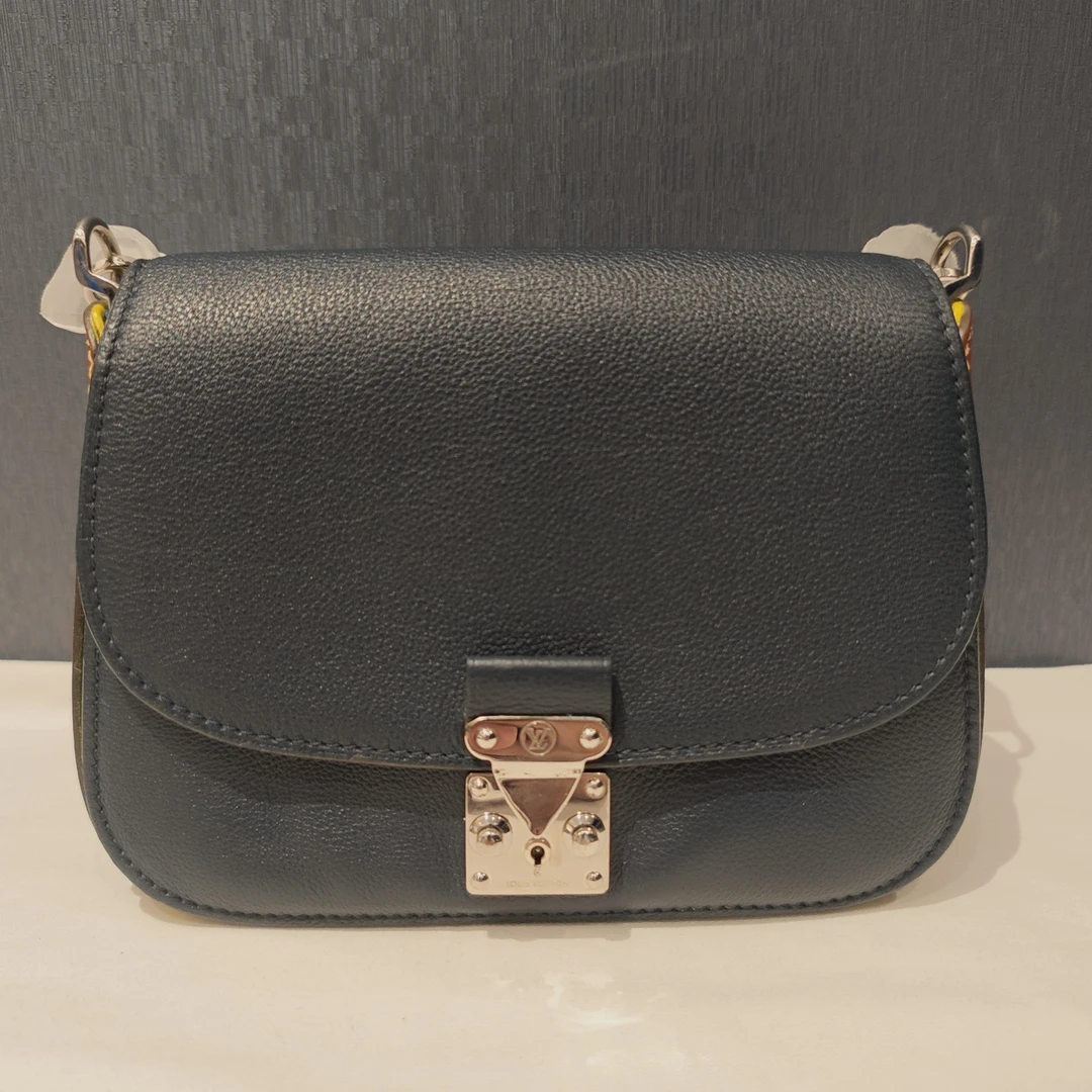 95新 LouisVuitton/路易威登 LV时尚女士斜挎包yy1602 4266