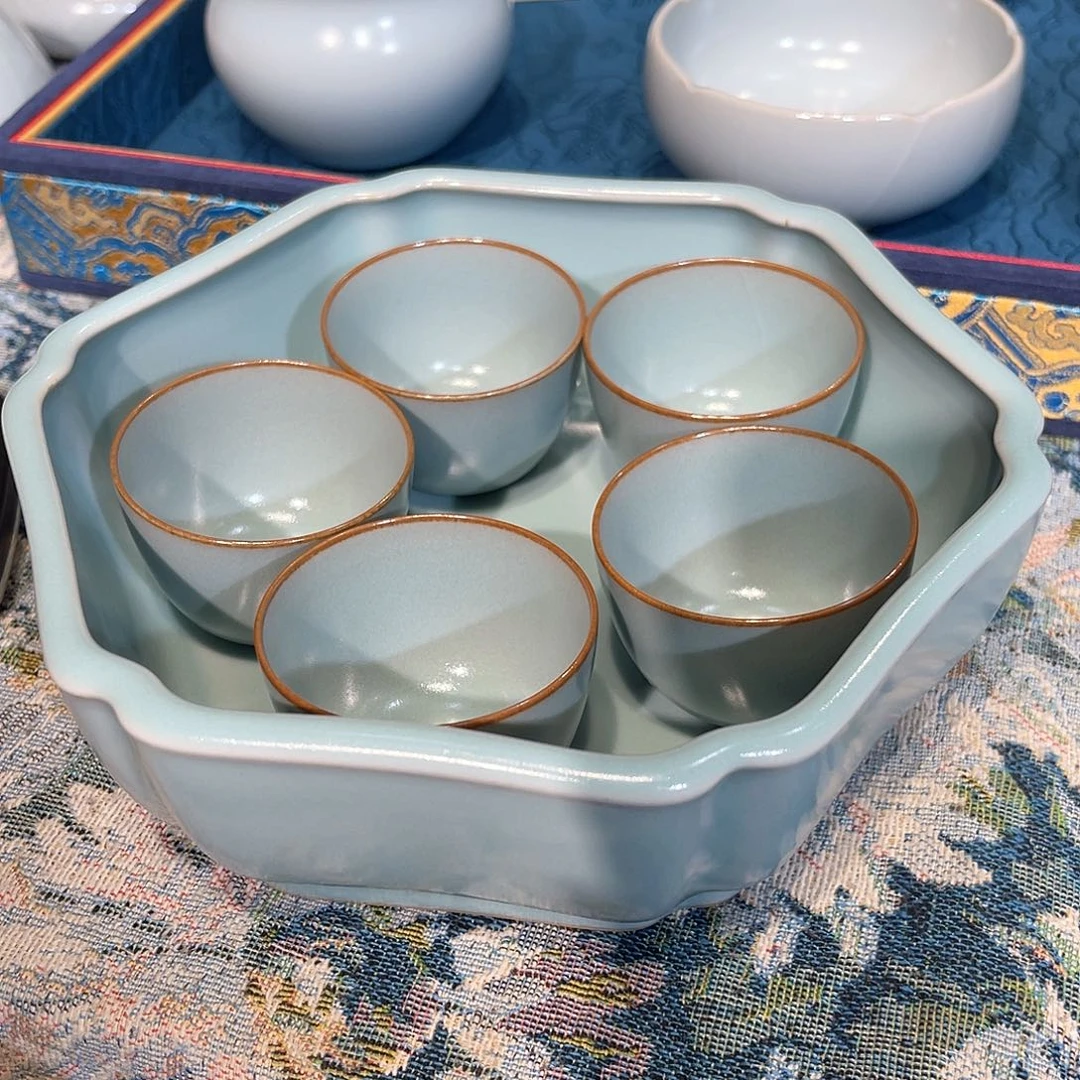 喝****?景德镇陶瓷手工制作