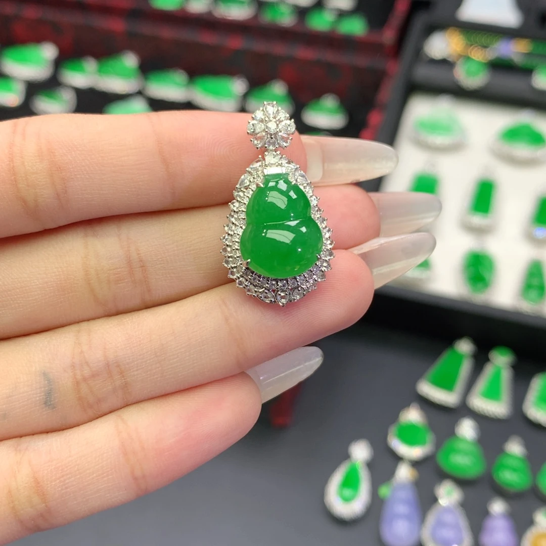 翡翠18K金镶嵌吊坠(不含链)