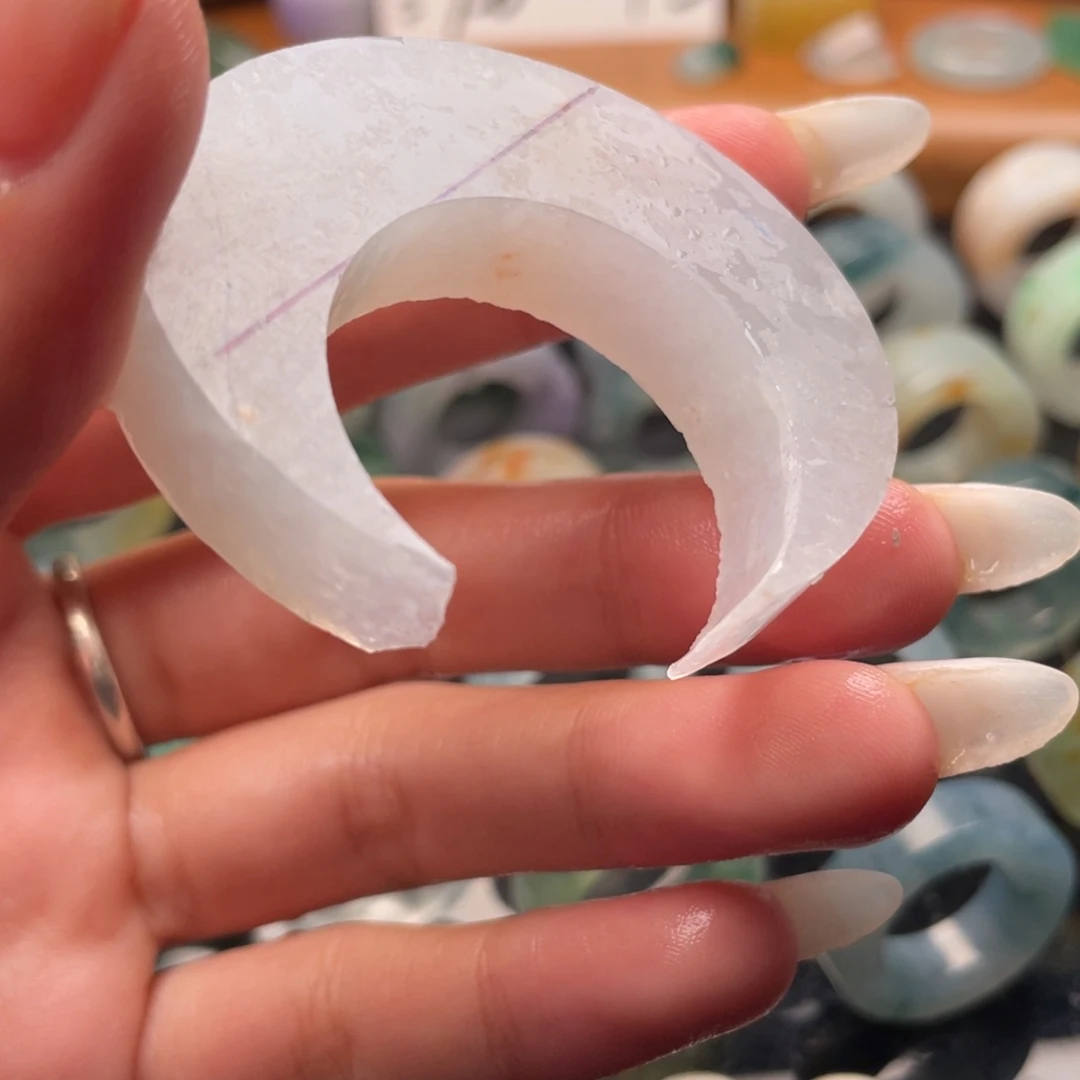 未镶嵌定制翡翠整块