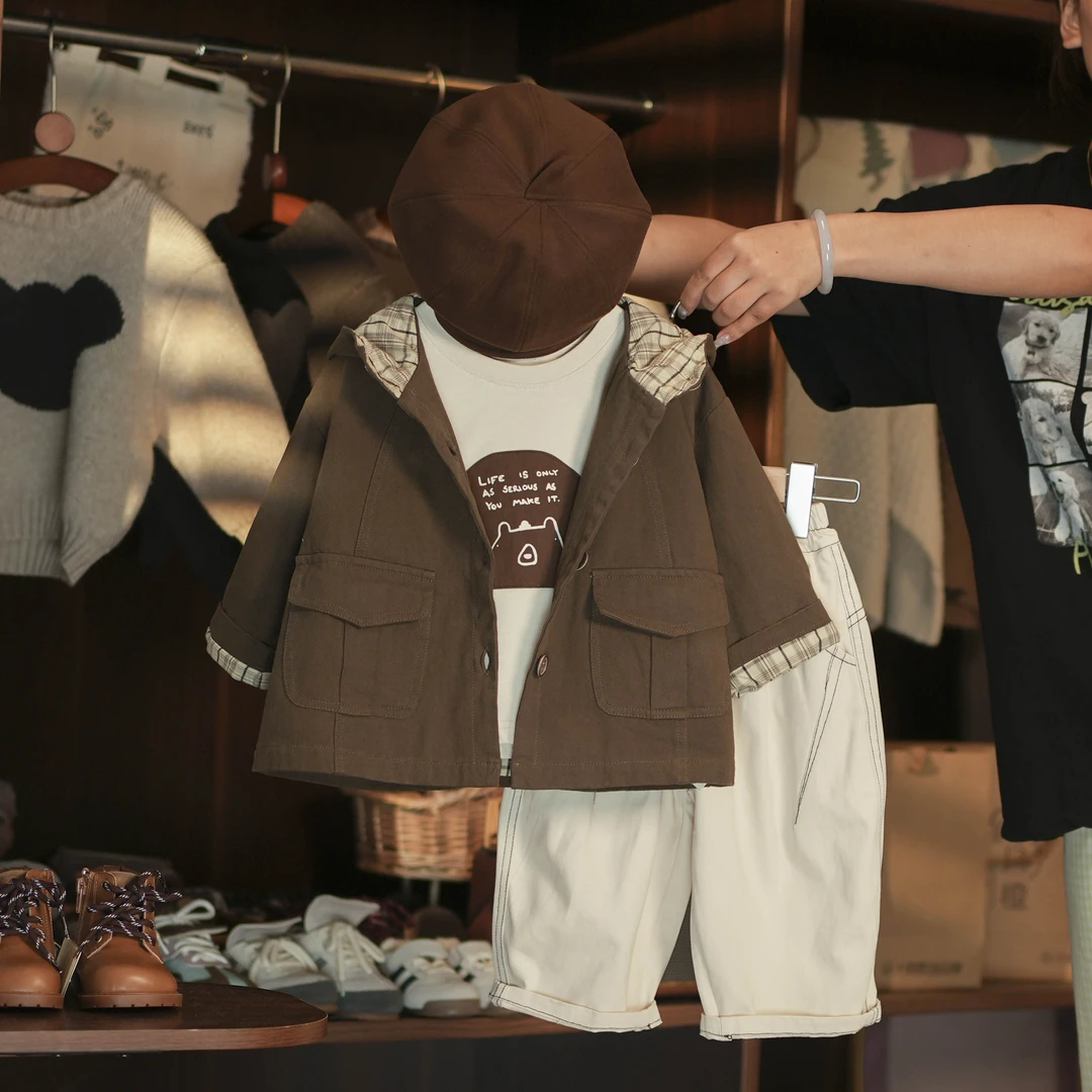 【俩只橙】《秋》加州落日~暗纹咖色中长风衣+贴布熊打底+明线棉布裤