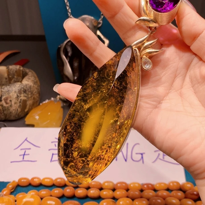 琥珀颈饰未镶嵌波兰设计款琥珀蜜蜡