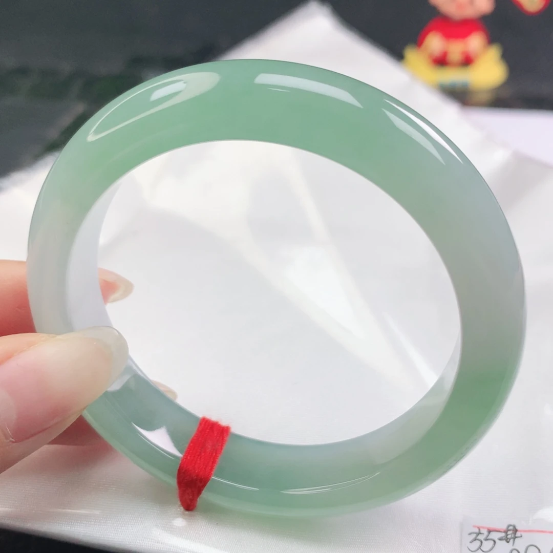 翡翠未镶嵌手镯翡翠55.5冰种冰胶润绿渐变正圈