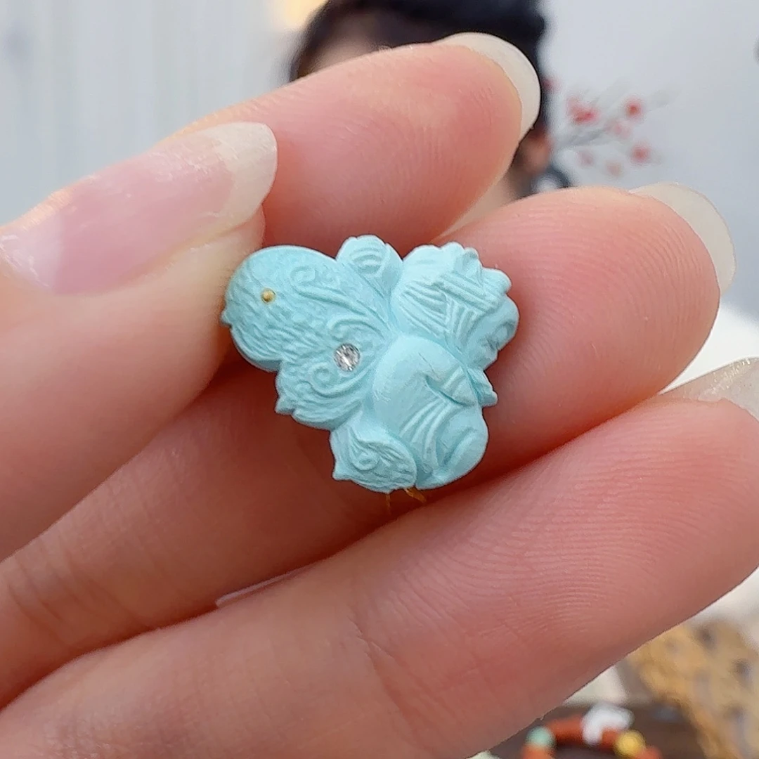 绿松石未镶嵌珠宝奇石