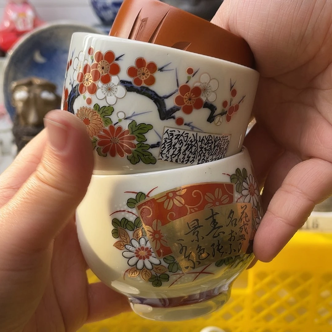 瓷片上**水哈哈哈我在床前哭一个人