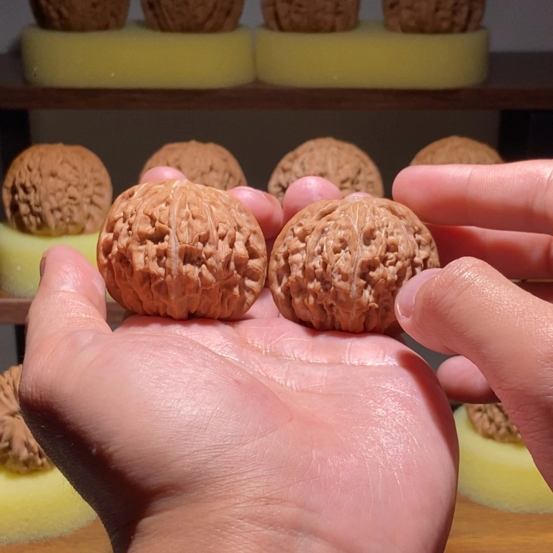 牛***菌吊坠文玩核桃全品41尺磨盘红皮山地精品对hope