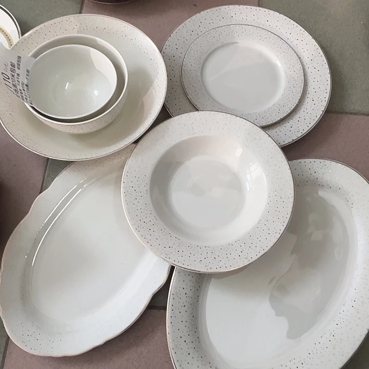 新骨瓷默认微瑕，八件套金点点餐具
