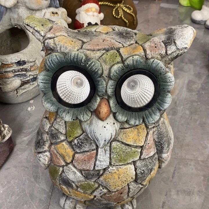 小***。合成树脂工艺品摆件默认微瑕