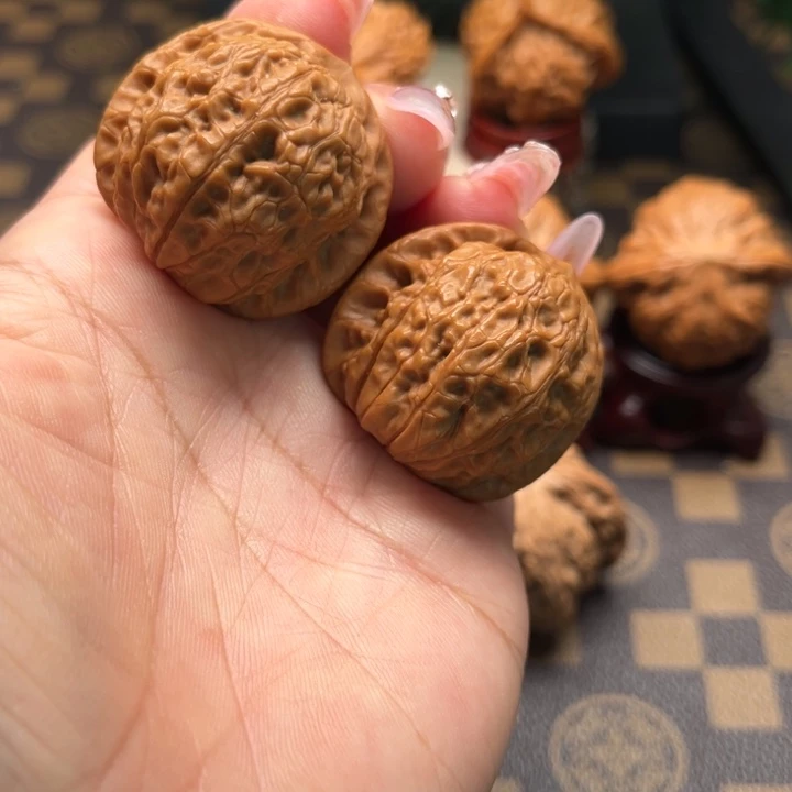 核桃35战甲文玩核桃