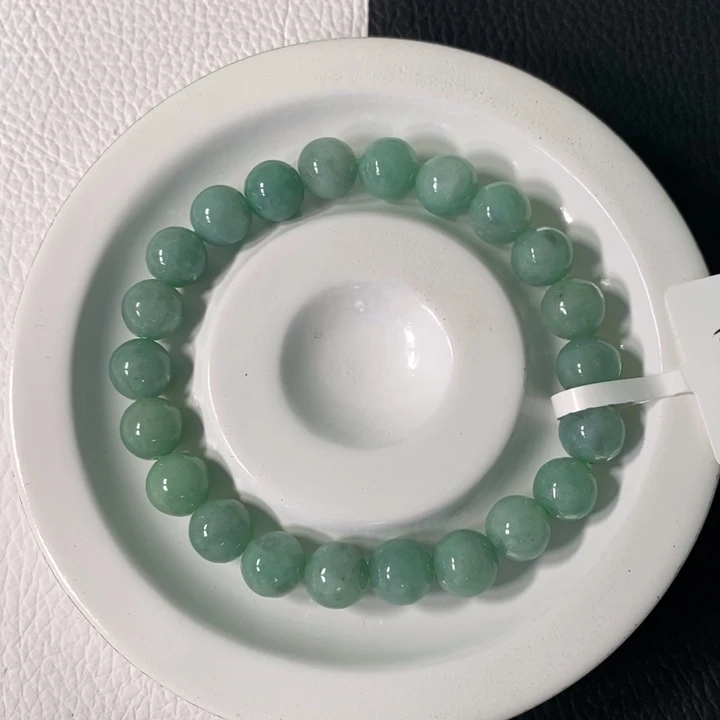 翡翠未镶嵌手链卡 8.3